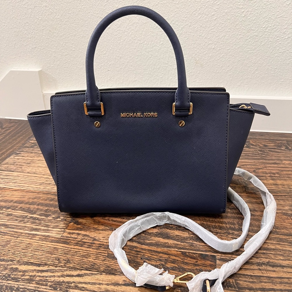 Michael Kors Selma Medium Satchel Navy  Leather Crossbody Bag